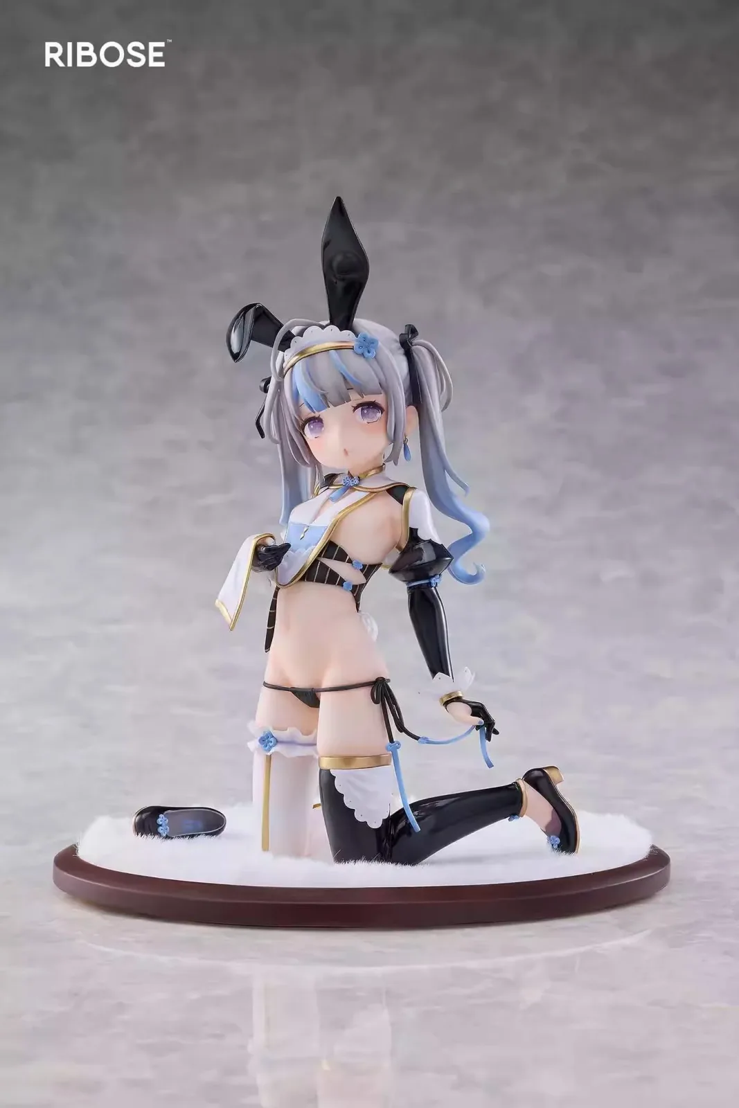 Within Limits 1/7 Scale China Bunny Maid Moka Figurine by Ribose - Image 2